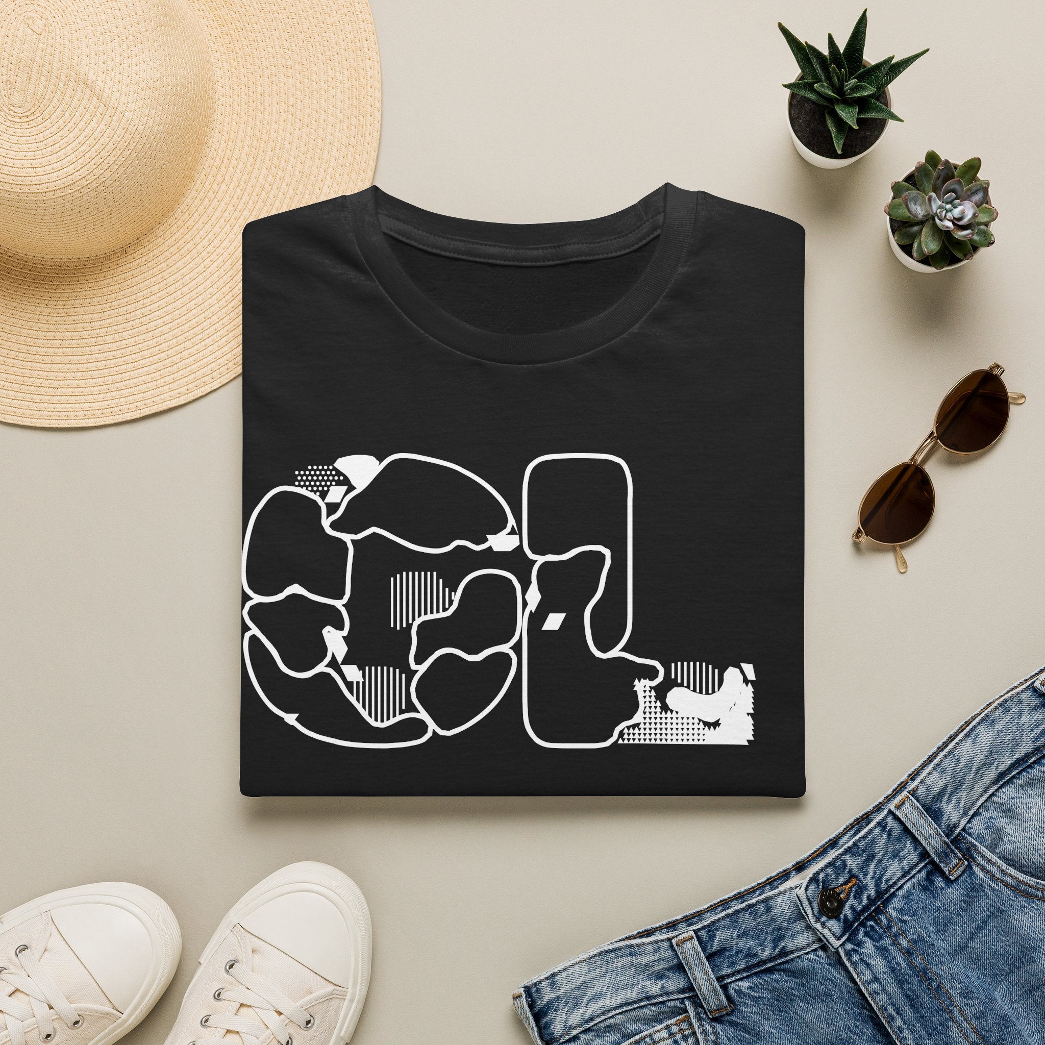 Cat Silhouette Graphic T-Shirt — Playful Kitty Outline Tee