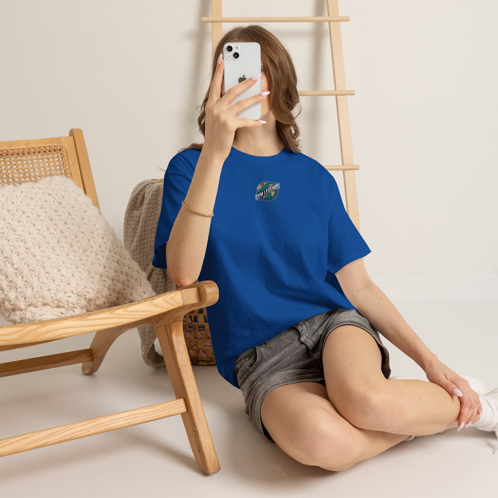 Vintage Surf Logo Tee — Minimal Ocean Graphic T-Shirt